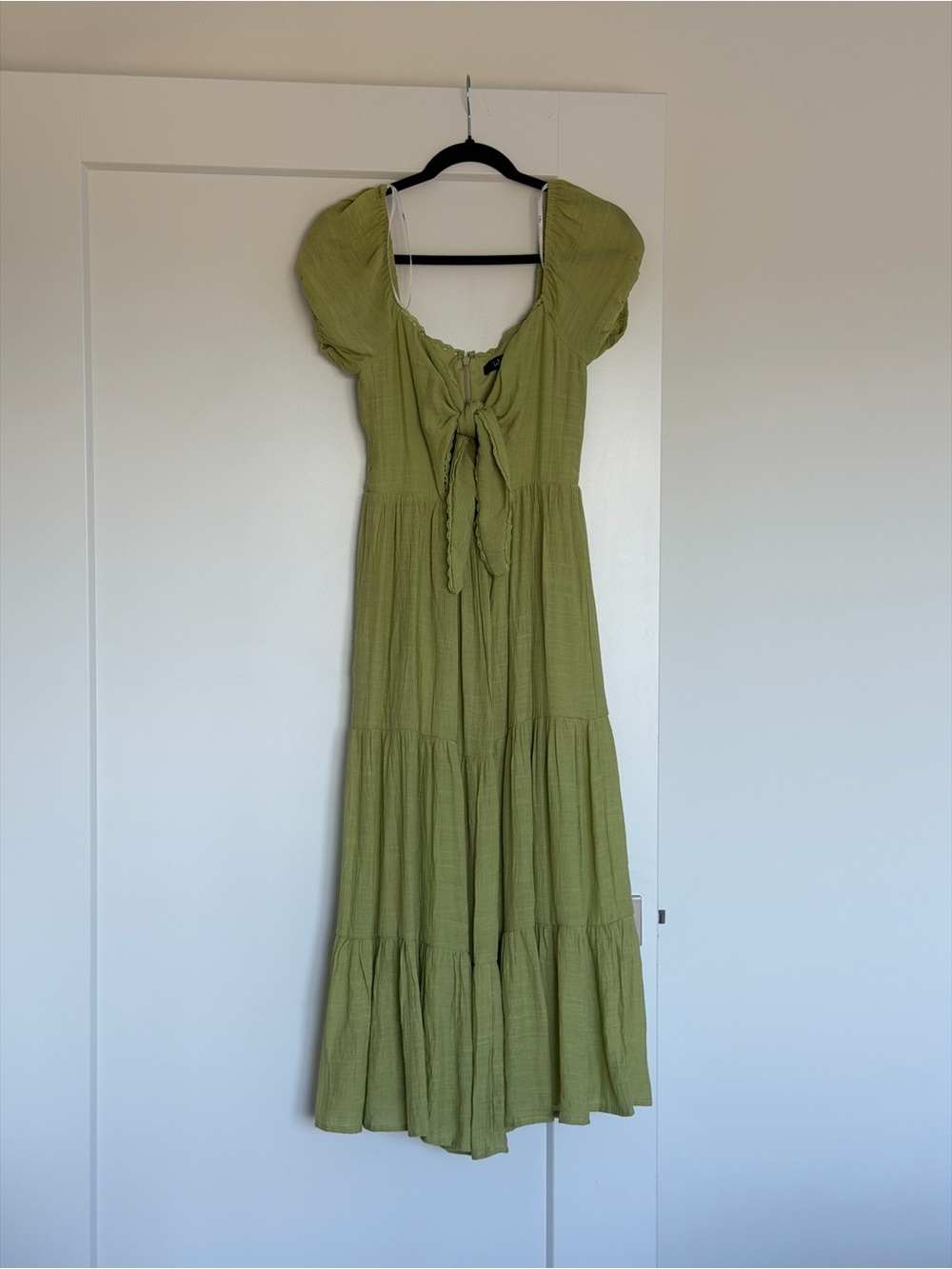 Lulus Darling Concept Green Tiered Tie-Front Puff Sleeve Midi Dress
